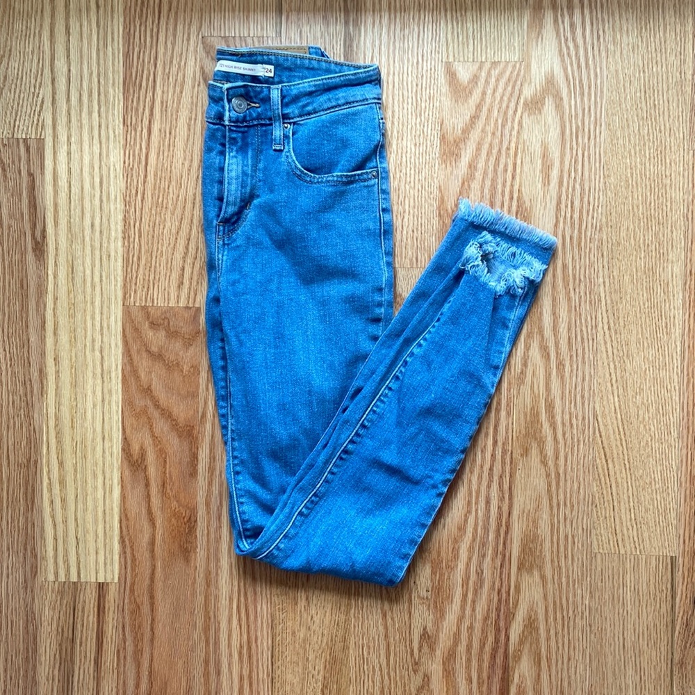 Levi’s 721 High Rise Skinny Jeans